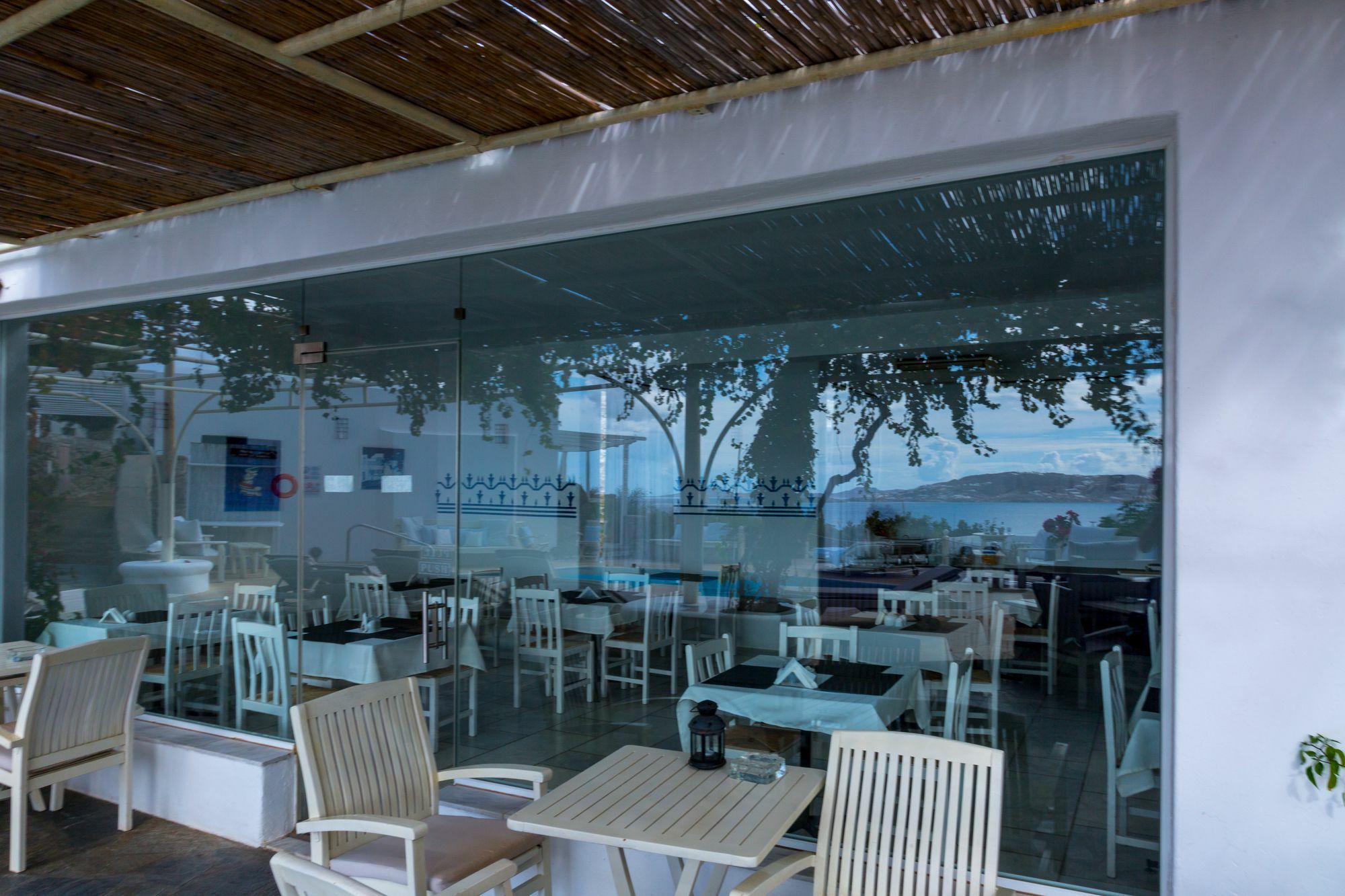 Rhenia Hotel Tourlos Dış mekan fotoğraf